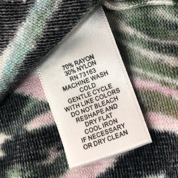 Cable & Gauge 🅝🅦🅞🅣 Floral Pattern Size M - Picture 4 of 8